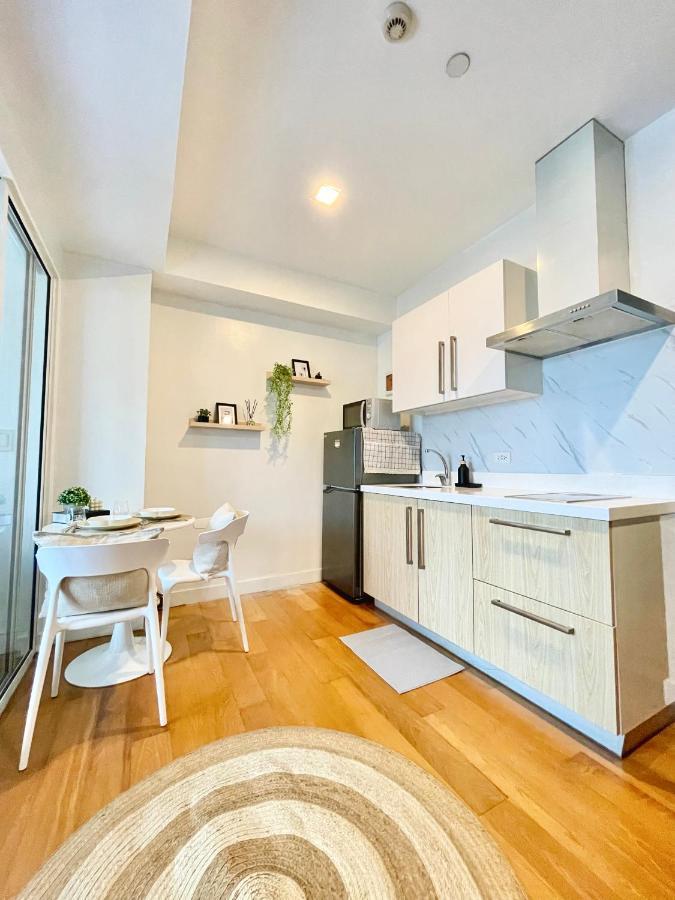 The Serene Escape Rockwell Makati City View 1Br Apartment Manila Luaran gambar