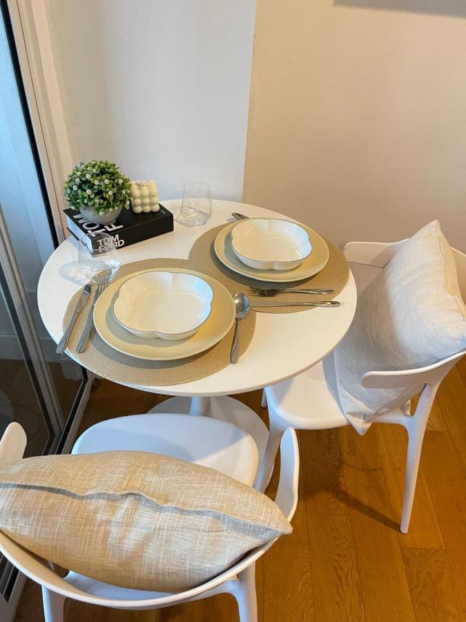 The Serene Escape Rockwell Makati City View 1Br Apartment Manila Luaran gambar
